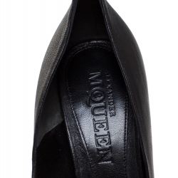 Pre Owned Alexander McQueen Black Leather Crystal Embellished Skull Detail Peep Toe Platform Pumps Size 39
