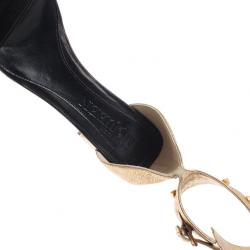 مملوكة مسبقًا صندل اليكساندر ماكوين جلد ثنائي اللون وحزام للكاحل مقاس 39.5