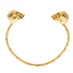 Pre Owned Alexander McQueen Twin Skull Gold Tone Open Cuff Bracelet 19cm