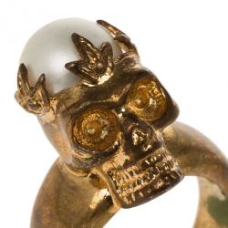 Pre Owned Alexander McQueen Gold Pearl Crown Skull Ring Size 50.5