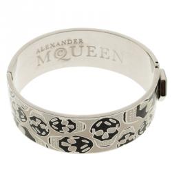 Pre Owned Alexander Mcqueen Black & Cream Enamel Skull Silver Tone Wide Bracelet