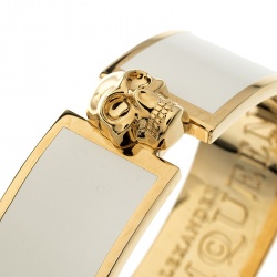 Pre Owned Alexander McQueen Skull Detailed White Enamel Gold Tone Bangle Bracelet
