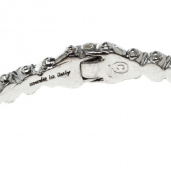 مملوكة مسبقًا Alexander McQueen Twin Crystal Embedded Skull Silver Tone Open Cuff Bracelet
