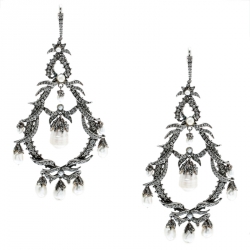 Pre Owned Alexander McQueen Faux Pearl & Crystal Silver Tone Long Drop Earrings