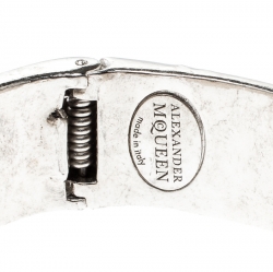 Pre Owned Alexander McQueen Blue Leather Crystal Twin Skull Open Cuff Bracelet