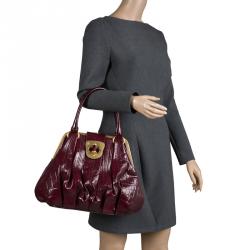 Pre Owned Alexander Mcqueen Bordeaux Croc Embossed Patent Leather Elvie Satchel