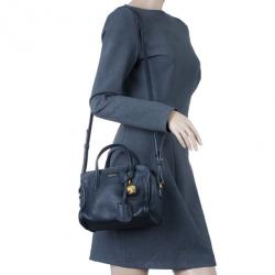 مملوكة مسبقًا Alexander McQueen Black Leather Mini Padlock Tote