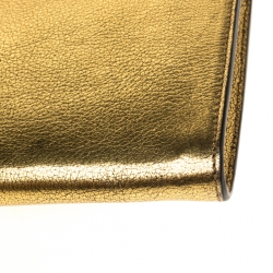 Pre Owned Alexander McQueen Gold Leather Skull Knuckle Flat Clutch