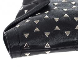 مملوكة مسبقًا Alexander McQueen Black Optical Stud Demanta Clutch