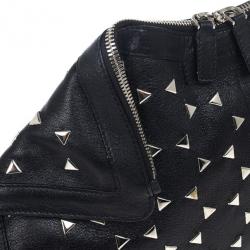 مملوكة مسبقًا Alexander McQueen Black Optical Stud Demanta Clutch