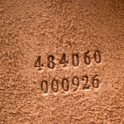 Pre Owned Alexander McQueen Black Embellished Clam Chain Clutch