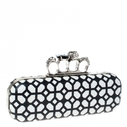 Pre Owned Alexander McQueen White/Black Patent Leather Skull Knuckle Clutch