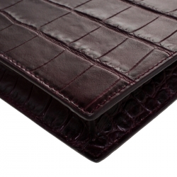 مملوكة مسبقًا Alexander McQueen Crocodile Embossed Leather Skull Knuckle Flat Clutch