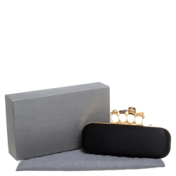 مملوكة مسبقًا Alexander McQueen Black Satin Skull Knuckle Box Clutch