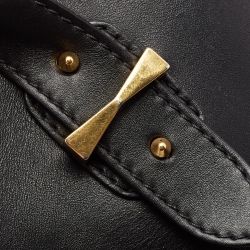 Pre Owned Alexander McQueen Black Leather Medium Legend Satchel