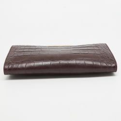 Pre Owned Alexander McQueen Burgundy Croc Embossed Leather The Knuckle Clutch