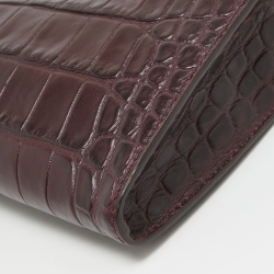Pre Owned Alexander McQueen Burgundy Croc Embossed Leather The Knuckle Clutch
