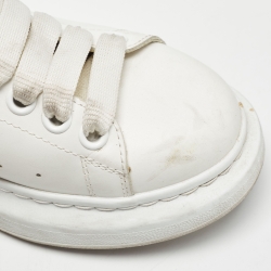 Pre Owned Alexander McQueen White/Metallic Grey Leather Larry Sneakers Size 37.5