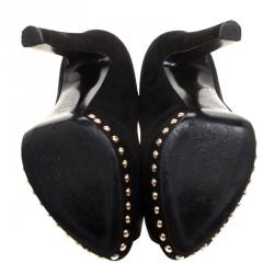 Pre Owned Alexander McQueen Black Suede Skull Embellished Peep Toe Pumps Size 39