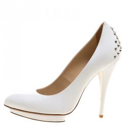 Pre Owned Alexander McQueen White Leather Spike Trimmed Platform Pumps Size 39
