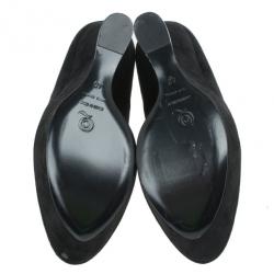 مملوكة مسبقًا Alexander McQueen Black Suede Armadillo Wedge Pumps Size 40