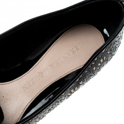 Pre Owned Alexander McQueen Two Tone Laser Cut Patent Leather and Suede Smoking Slippers Size 39