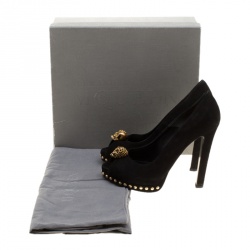 Pre Owned Alexander McQueen Black Suede Crystal Embellished Skull Peep Toe Platform Pumps Size 39