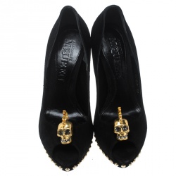 Pre Owned Alexander McQueen Black Suede Skull Embellished Peep Toe Pumps Size 36