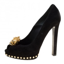 Pre Owned Alexander McQueen Black Suede Crystal Embellished Skull Peep Toe Platform Pumps Size 38.5