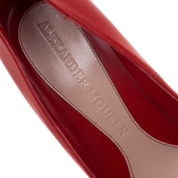 Pre Owned Alexander McQueen Red Leather Pointed Toe Pumps Size 41