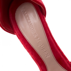 Pre Owned Alexander McQueen Red Velvet Ankle Strap Platfrom Sandals Size 40
