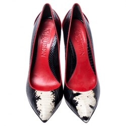 Pre Owned Alexander McQueen Black Python Embossed Leather Pointed Toe Pumps Size 39