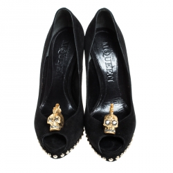 Pre Owned Alexander McQueen Black Suede Skull Peep Toe Platform Pumps Size 35