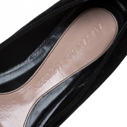 Pre Owned Alexander McQueen Black Velvet Skull Ballet Flats Size 40