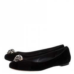 Pre Owned Alexander McQueen Black Velvet Skull Ballet Flats Size 40