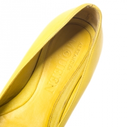 Pre Owned Alexander McQueen Yellow Leather Skull Ballet Flats Size 36