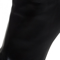 Pre Owned Alexander McQueen Black Leather Sculpted Heel Mid Calf Boots Size 41