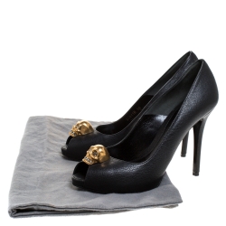 Pre Owned Alexander McQueen Black Leather Crystal Embellished Skull Detail Peep Toe Platform Pumps Size 38