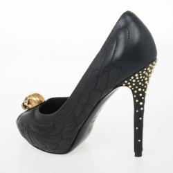 Pre Owned Alexander McQueen Studded Leather Skull Peep Toe Pumps Size 37.5
