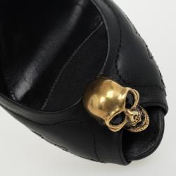 Pre Owned Alexander McQueen Studded Leather Skull Peep Toe Pumps Size 37.5