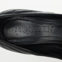 Pre Owned Alexander McQueen Studded Leather Skull Peep Toe Pumps Size 37.5