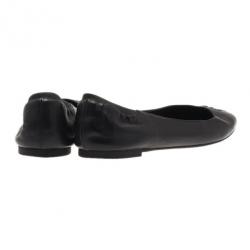 مملوكة مسبقًا حذاء اليكساندر ماكوين بجمجمة ترتر أسود باليرينا فلات مقاس 39