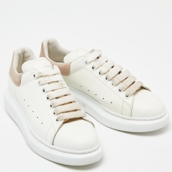 مملوكة مسبقًا Alexander McQueen White/Pink Suede and  Leather Larry Sneakers Size 40