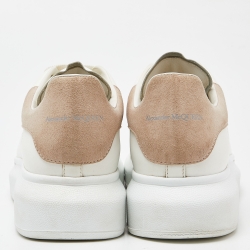 مملوكة مسبقًا Alexander McQueen White/Pink Suede and  Leather Larry Sneakers Size 40