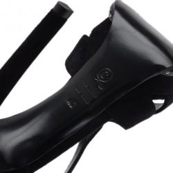 Pre Owned صندل اليكساندر مكوين أرماديلو مرصع جلد أسود مدبوغ مقاس 40