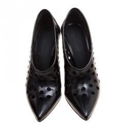 مملوكة مسبقًا Alexander Wang Black Perforated Leather Magdalenda Cutout Ankle Booties Size 37