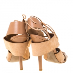 مملوكة مسبقًا صندل اليكساندر وانغ تفريغات مقدمة مفتوحة رباط كاحل سويدي و جلد بيج داكن مقاس 37.5