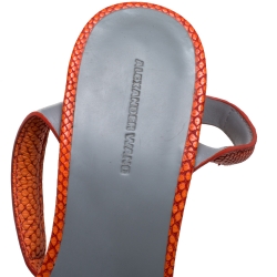 مملوكة مسبقًا صندل أليكساندر وانغ إيما جلد برتقالي منقوش بحزام للكاحل مقاس 38.5