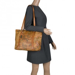 Pre Owned Alviero Martini 1A Classe Brown Geo Print Coated Canvas Tote