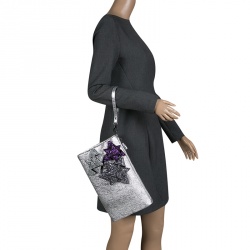 Pre Owned Anya Hindmarch Metallic Silver Crinkle Leather Scrooge Day Glitter Clutch